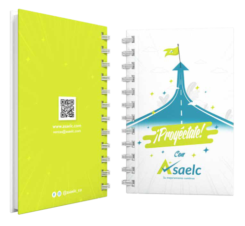 Astronauta con libreta